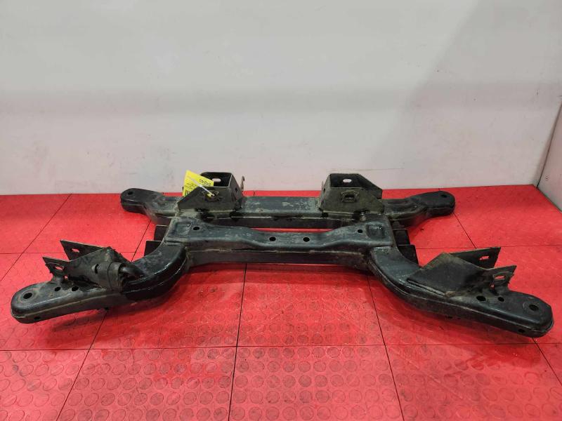 2013 Chevrolet Malibu Crossmember/Cradle/Undercarria