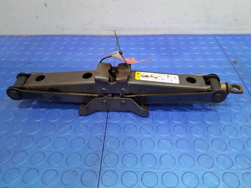 2012 Jeep Liberty Spare Tire Tools Jack Kit Assembly Genuine OEM 68092741AB