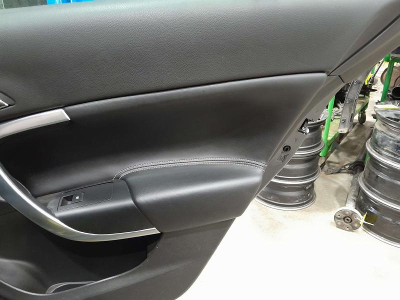 2015 Buick Regal Rear Door Trim Panel