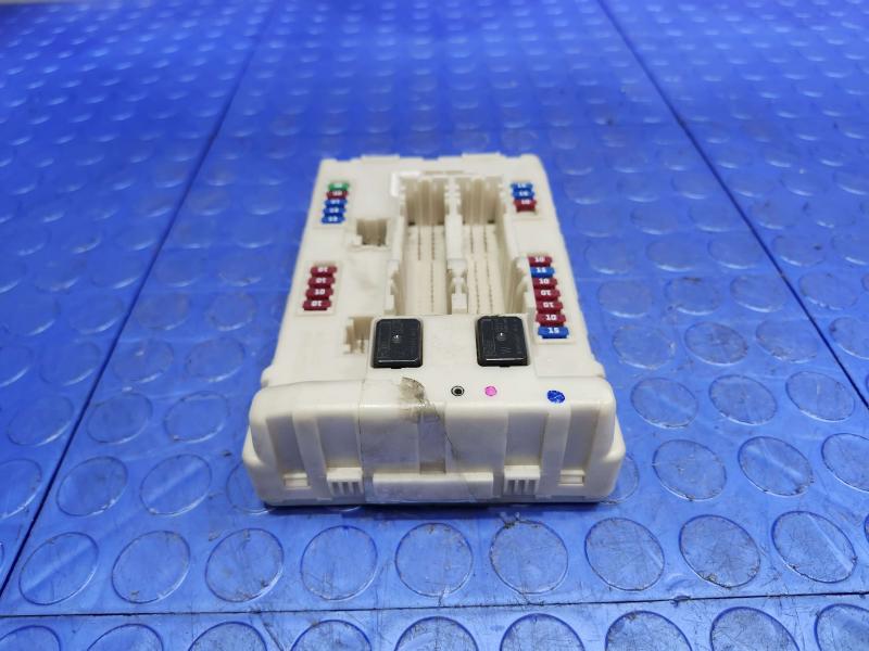 2014 Nissan Maxima Engine Fuse Box