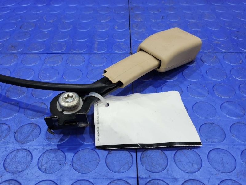 2013 Ford F-150 Front Seat Belt