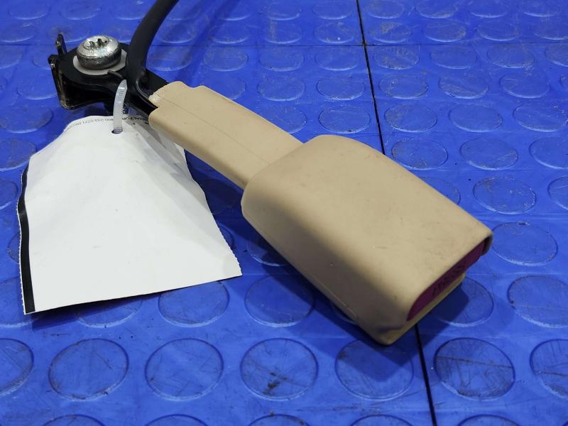 2013 Ford F-150 Front Seat Belt