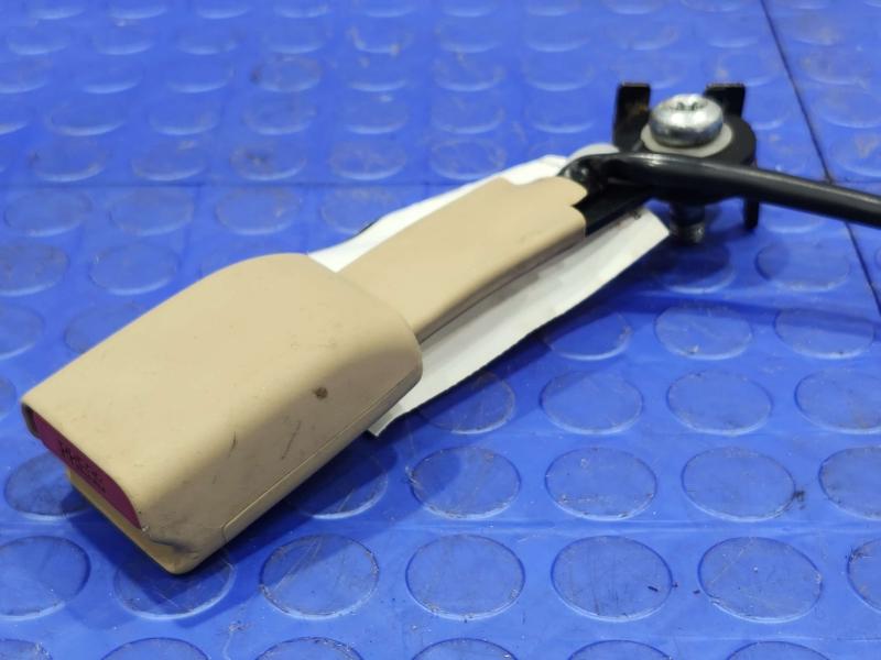 2013 Ford F-150 Front Seat Belt