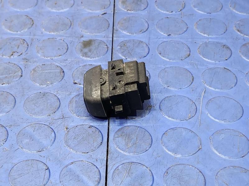 2003 Lincoln Town Car Door Switch Front