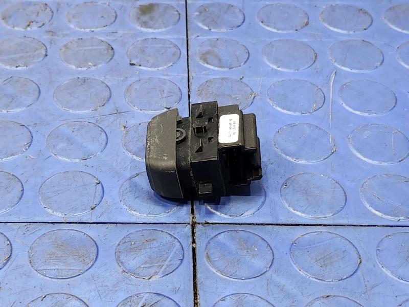 2003 Lincoln Town Car Door Switch Front