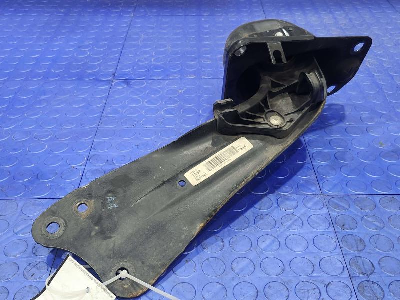 2016 Volkswagen Jetta Lower Control Arm Rr