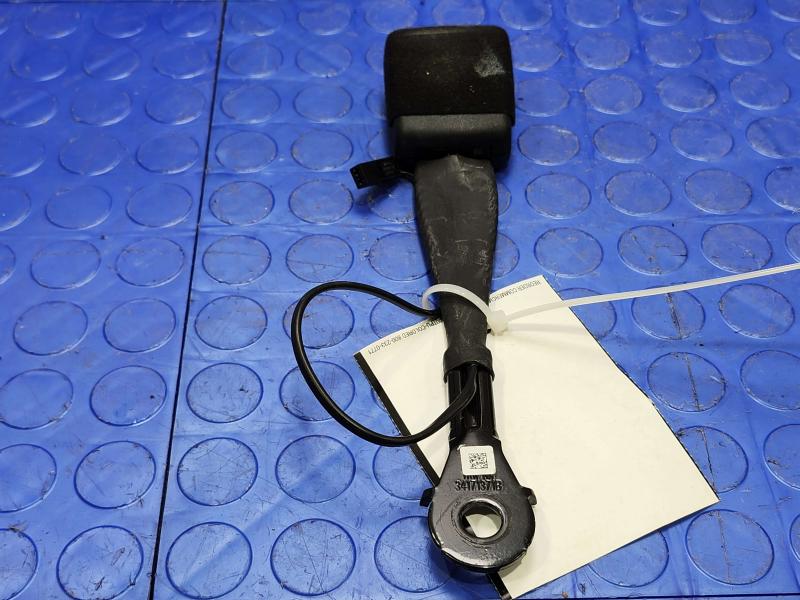 2018 Audi A4 Front Seat Belt