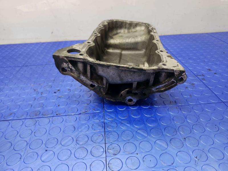 2011 Ford Fiesta Oil Pan