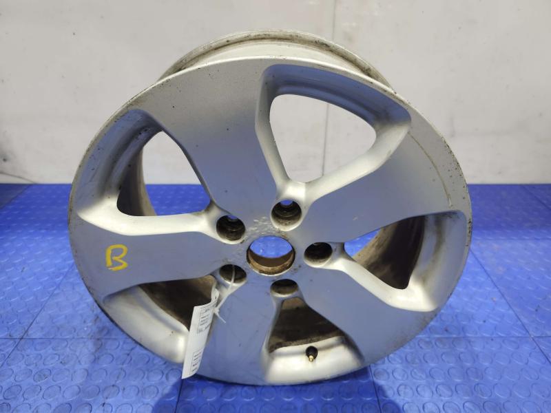 2012 Jeep Grand Cherokee Wheel