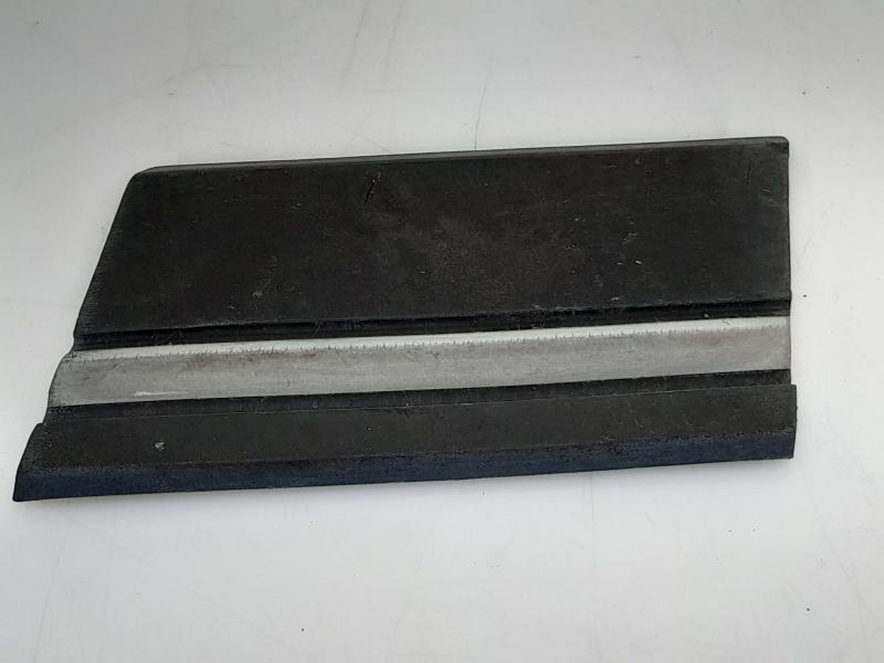 1988 Chevrolet Silverado 1500 Fender Moulding