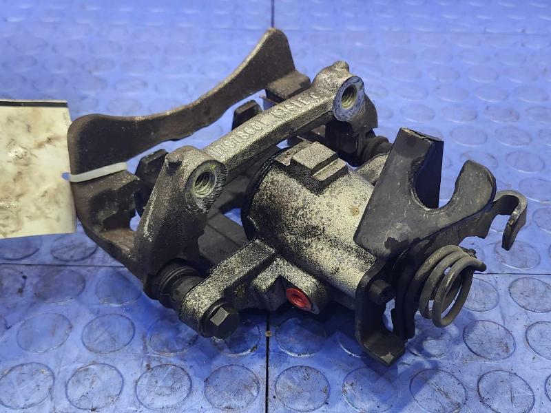2014 Ford Mustang Caliper