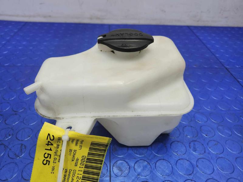 2011-2012 Hyundai Sonata 2.4L Coolant Overflow Expansion Tank OEM 254303S000