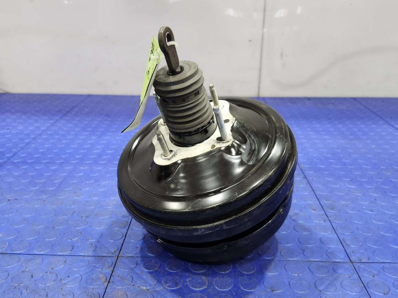 2013 Chrysler 300 Power Brake Booster