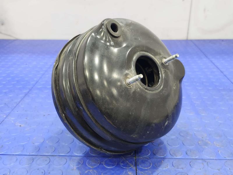 2013 Chrysler 300 Power Brake Booster