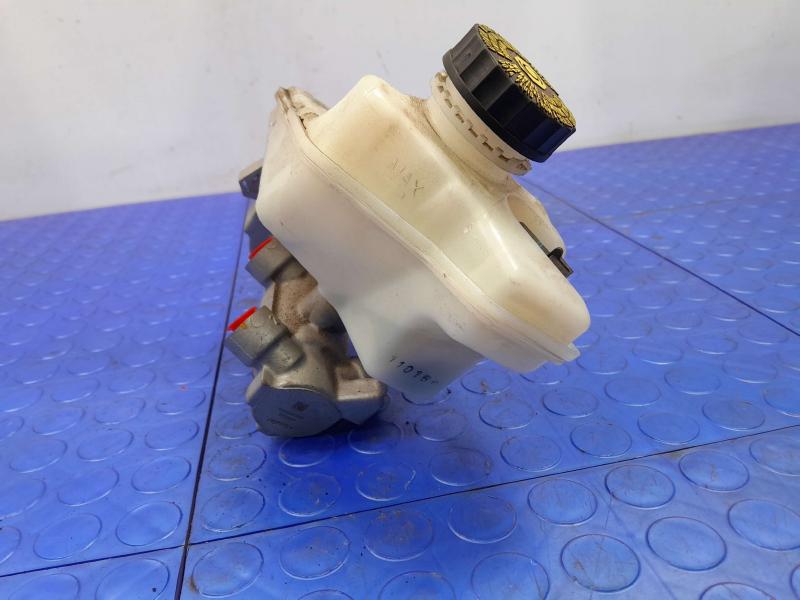 2018 Maserati Ghibli Master Cylinder