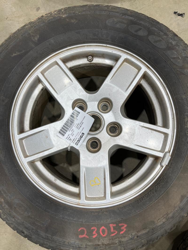 2005 Jeep Grand Cherokee Wheel