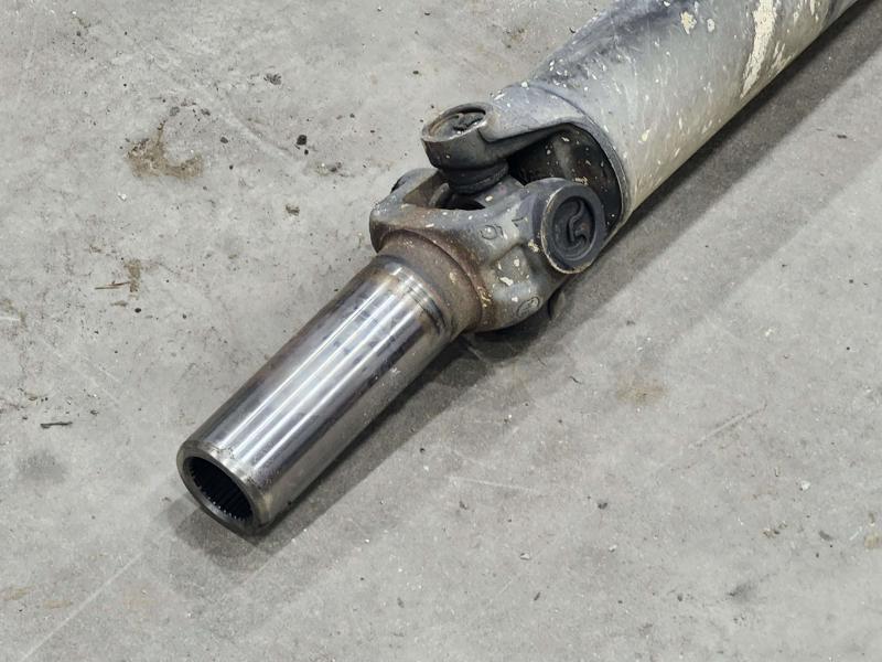 2017 Chevrolet Silverado 2500 Rear Drive Shaft