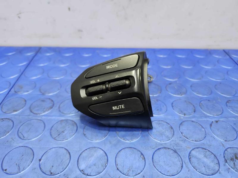 2018-2020 Kia Rio Steering Wheel Remote Switch Mode Mute OEM 96710-H8010