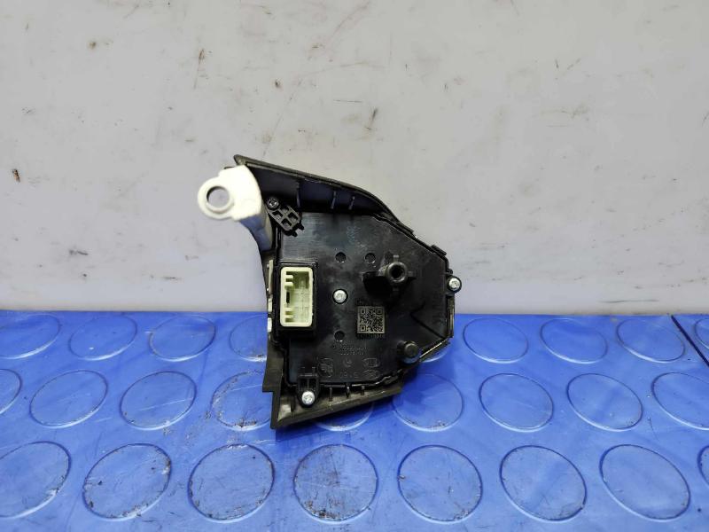 2018-2020 Kia Rio Steering Wheel Remote Switch Mode Mute OEM 96710-H8010
