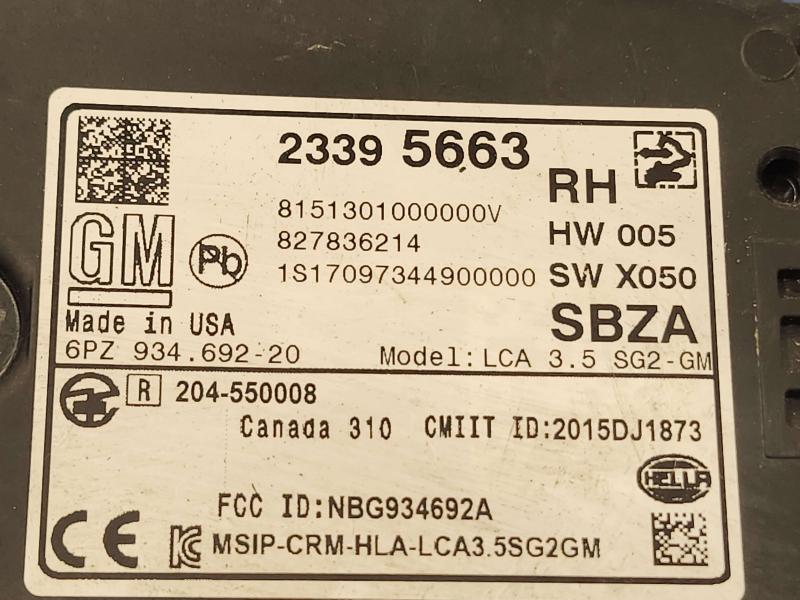 2017 Cadillac XT5 Camera/Projector