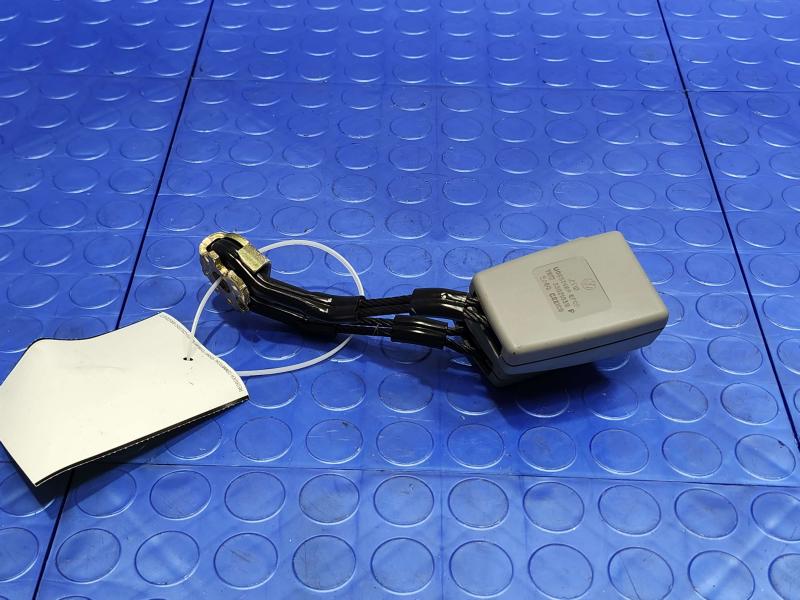 2005 Volkswagen Jetta Rear Seat Belt