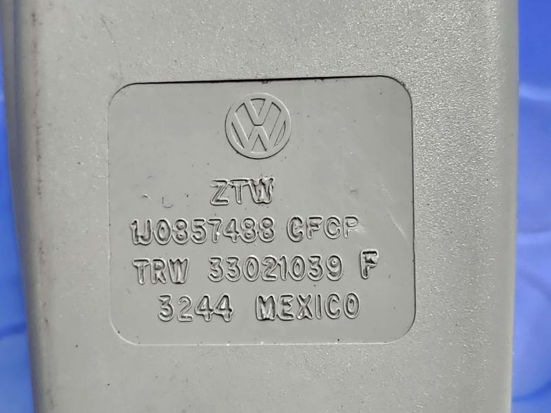 2005 Volkswagen Jetta Rear Seat Belt