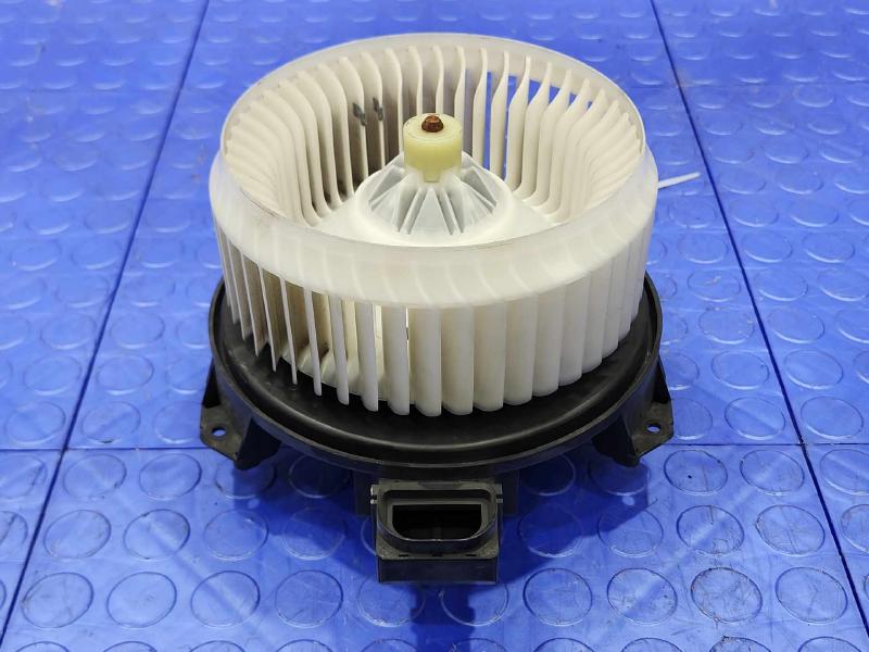 2016 Lincoln MKX Blower Motor