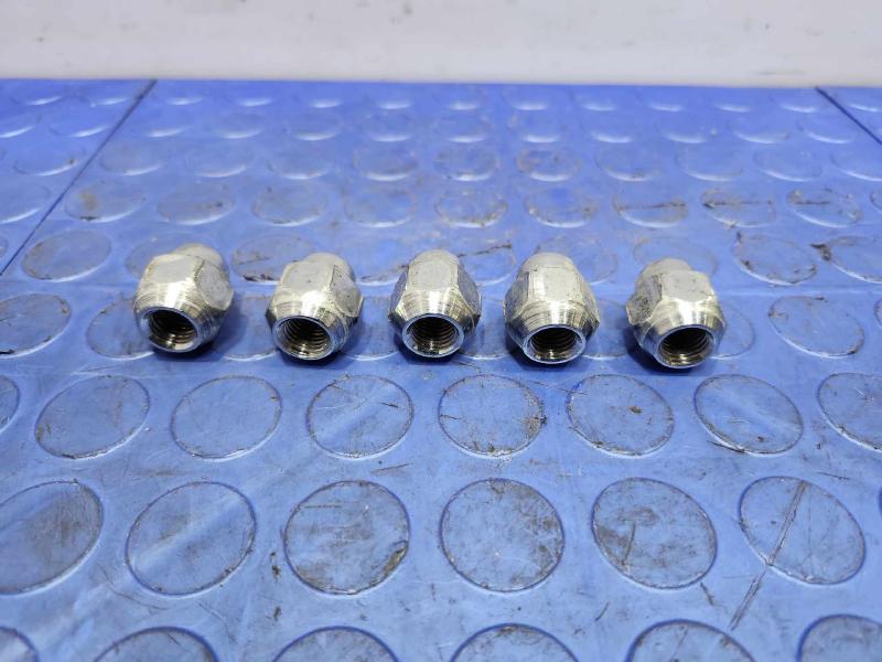 2017 Kia Niro Lug Nuts