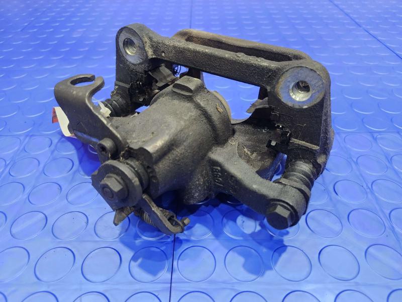 2017 Dodge Grand Caravan Caliper
