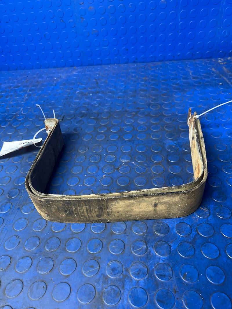 2000 GMC Sierra 1500 Fuel Tank Strap