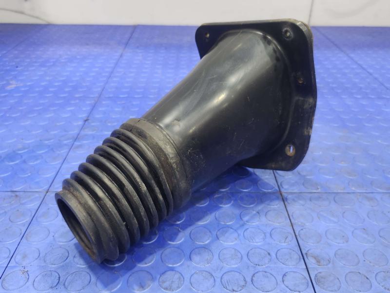 1988-1993 Isuzu NPR Steering Gear Sector Shaft Dust Cover OEM Genuine