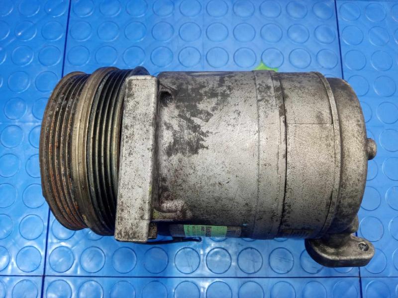 2008 Volvo 30 A/C Air Compressor