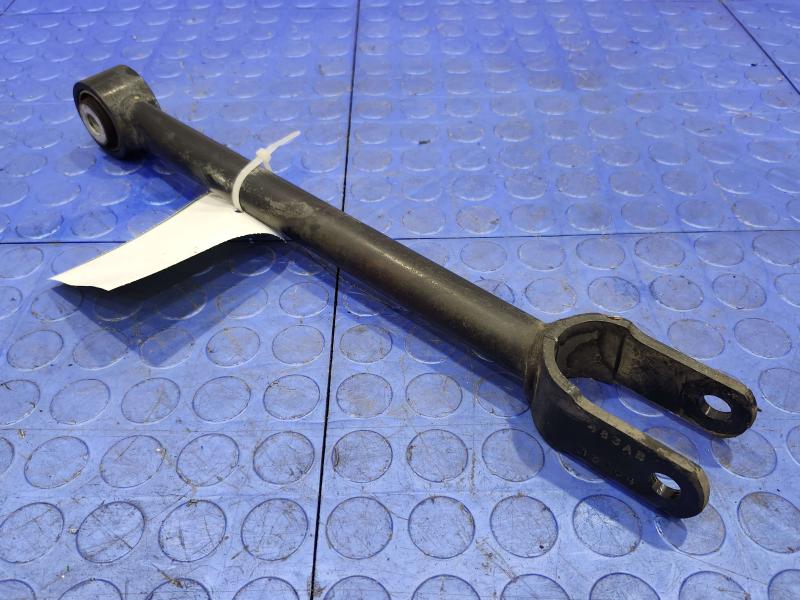 2013 Chrysler 300 Lower Control Arm Rr