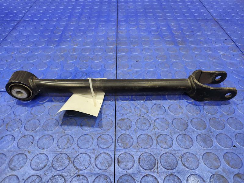 2013 Chrysler 300 Lower Control Arm Rr