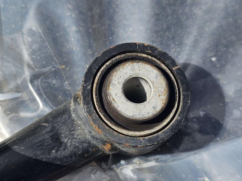 2013 Chrysler 300 Lower Control Arm Rr