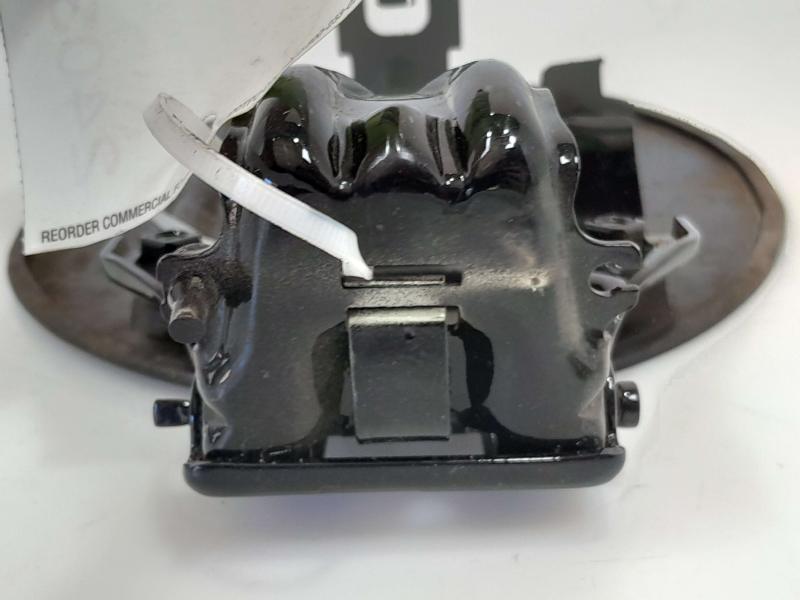 2014 Kia Sedona Fuel Tank Door