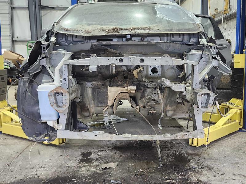 2014 Nissan Versa Radiator Support