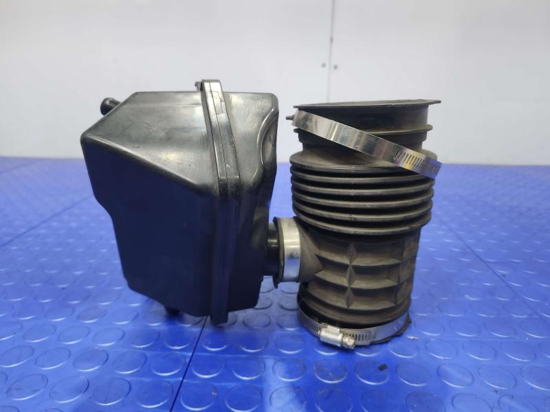 2011-2024 Infiniti QX56 QX80 Engine Air Intake Hose Duct Pipe OEM 16576-1LA0A