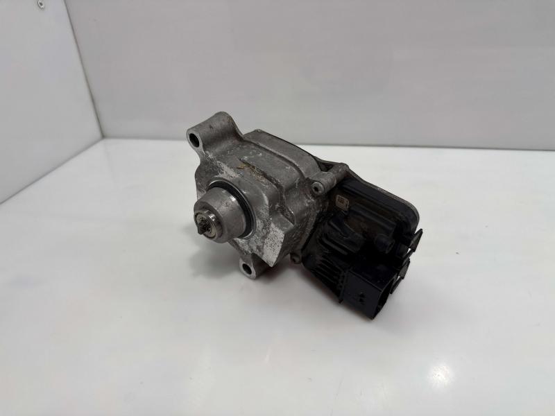 2015 BMW 428i Transfer Case Electric Motor