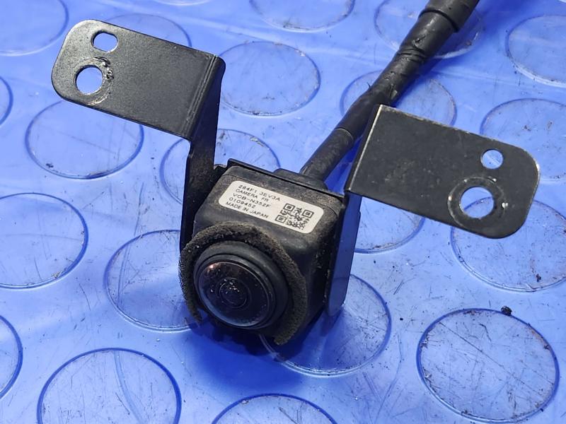 2014-2017 Infiniti QX70 OEM Front View Camera Assembly Genuine 284F13EV3A
