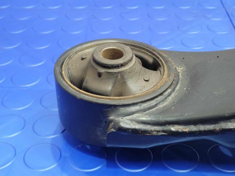 2013 Hyundai Santa Fe Lower Control Arm Front