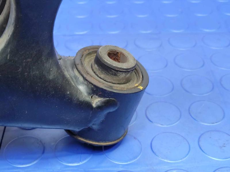 2013 Hyundai Santa Fe Lower Control Arm Front