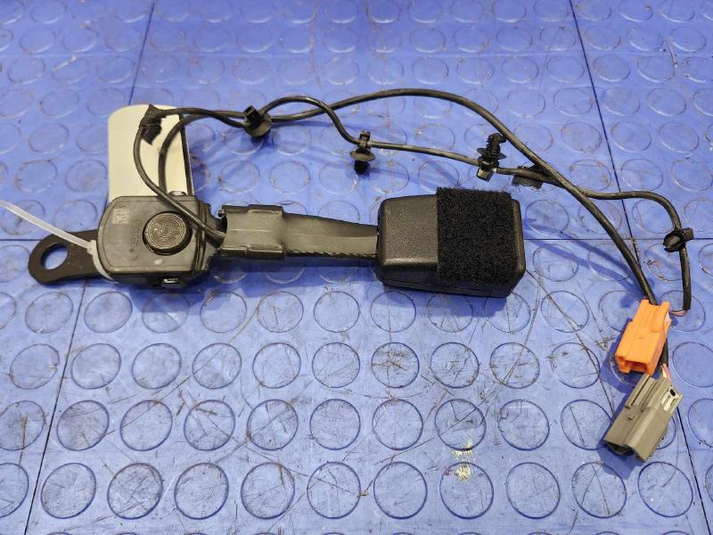 2019 Jaguar F-Pace Front Seat Belt