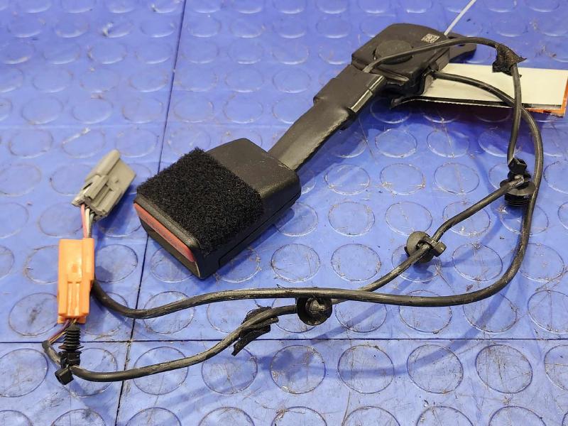 2019 Jaguar F-Pace Front Seat Belt
