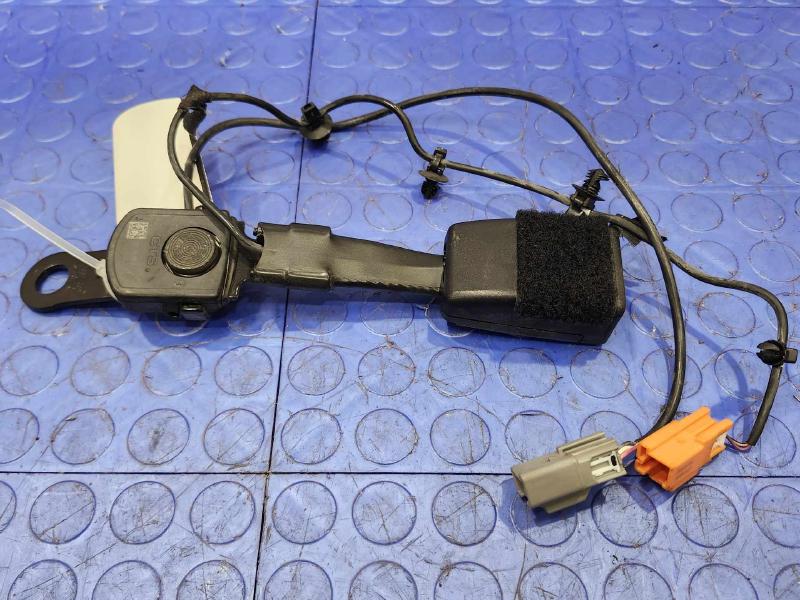 2019 Jaguar F-Pace Front Seat Belt
