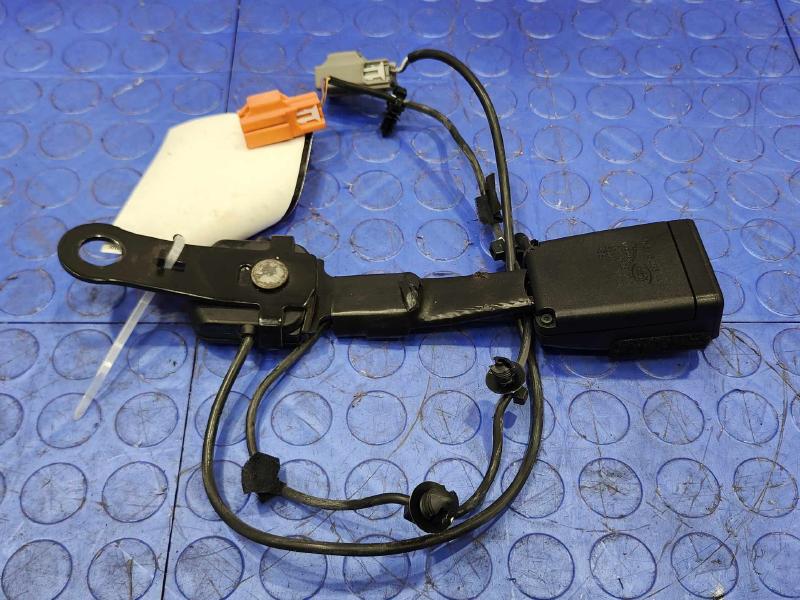 2019 Jaguar F-Pace Front Seat Belt