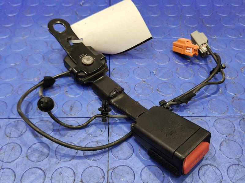 2019 Jaguar F-Pace Front Seat Belt