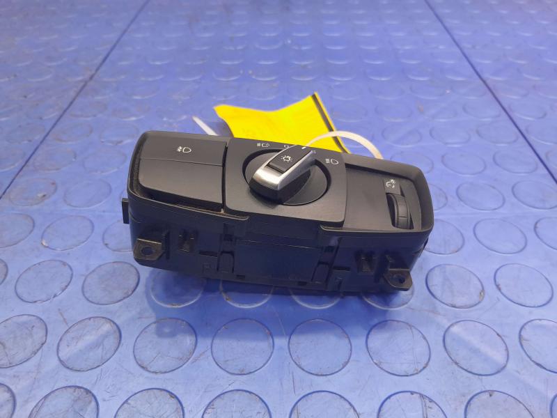 2015 BMW 328i Headlight Switch (Dash Mtd)