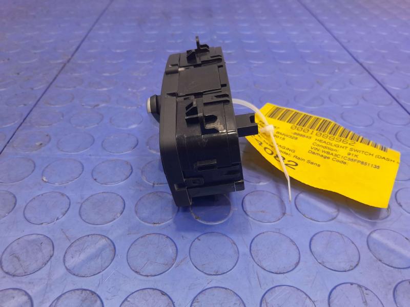 2015 BMW 328i Headlight Switch (Dash Mtd)