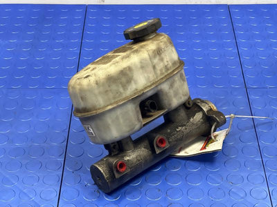 2003 Chevrolet Silverado 2500 Master Cylinder